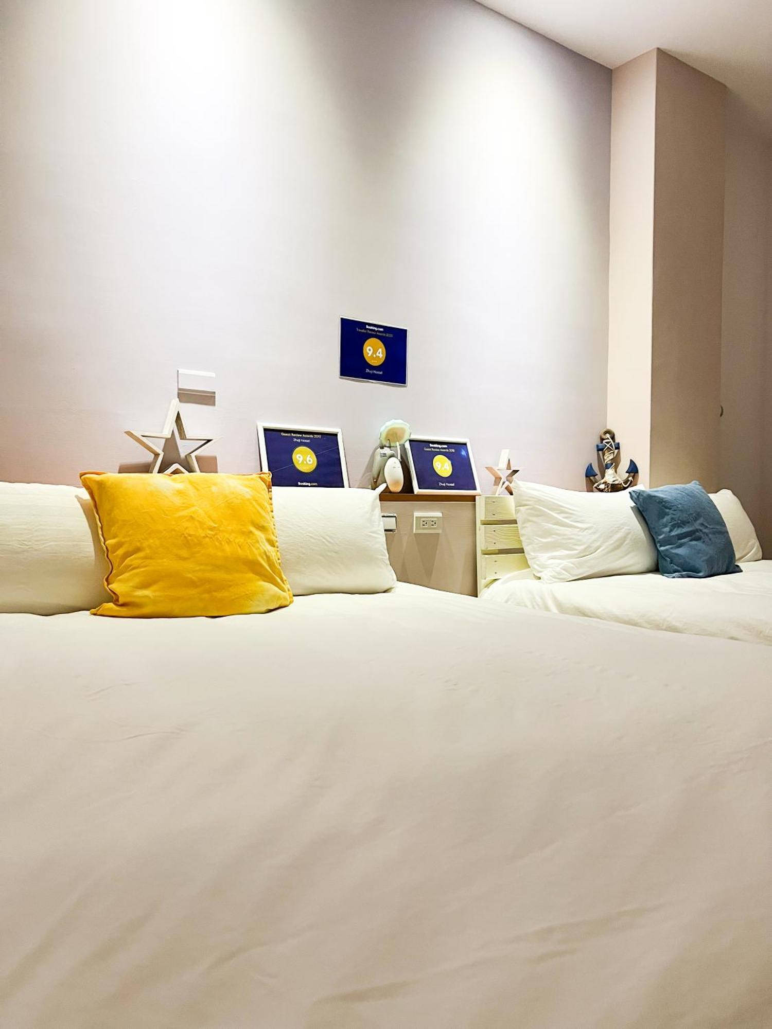 Zhuji Hostel Donggang Eksteriør bilde