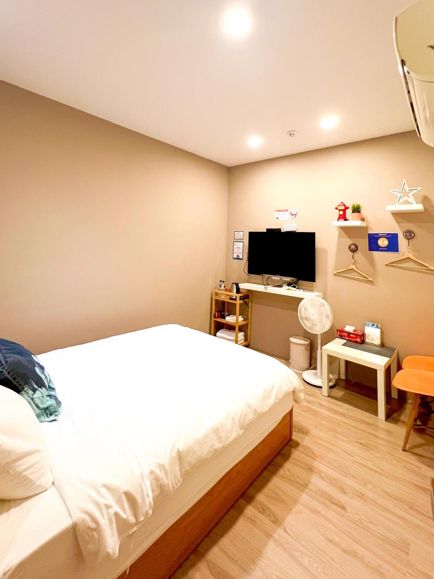 Zhuji Hostel Donggang Eksteriør bilde