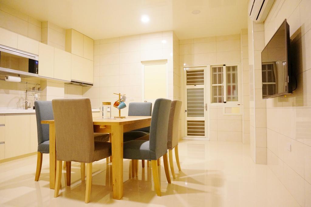 Zhuji Hostel Donggang Eksteriør bilde